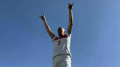 Merih Demiral’dan Tanju Özcan’a ‘Heykel’ Teşekkürü