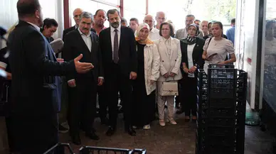 (Özel) Kendi Ürettikleri Meyve Kasasından 3 Milyon Lira Tasarruf Ettiler