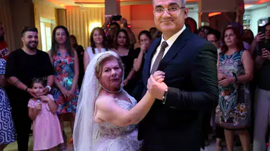 Platonik Aşkına Kavuşamadı, Damatsız Düğün Yaptı