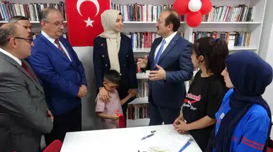 Şehidin İsmi Verilen Kütüphanede Konuşan Eşi: "İnşallah Yeni Jenerasyona Örnek Oluruz"