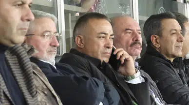 Vali, Çorum FK Maçını İzledi