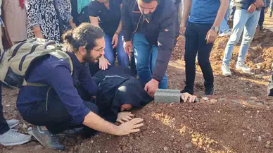 Van Gölü Kıyısında Cesedi Bulunan Rojin, Diyarbakır’da Defnedildi