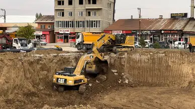Yüksekova’da Yapılacak 100 Yataklı Hastanenin İnşaat Çalışmalarına Başlandı
