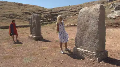 Ziyarete Açılan Tarihi Kabartmalara Ağır İlgi