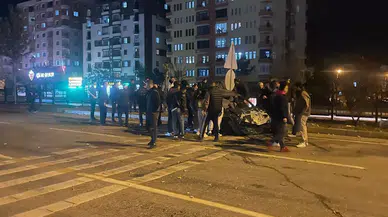 Bariyerlere Çarptı, Hastaneye Kaldırıldı