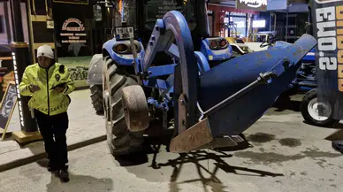 Bisikletiyle Traktöre Çarpıp Yaralandı