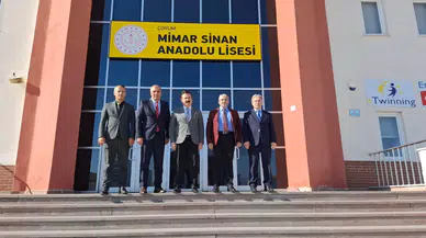 Çağlar, Lisede Öğretmen ve Öğrencilerle Buluştu