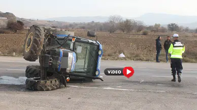 Çorum’da Servis ile Traktör Çarpıştı: 16 Yaralı