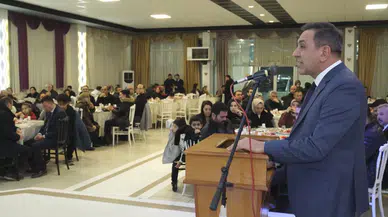 Dere, Kamu-Sen’in Etkinliğine Katıldı
