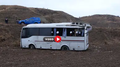 Midibüs Şarampole Devrildi, Onlarca Yaralı Var