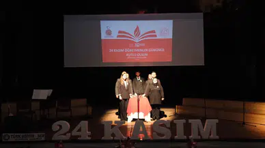 Öğretmenler Günü’ne Coşkulu Kutlama