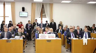 Tahtasız Komisyonu Terk Etti