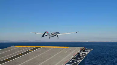 Bayraktar Tb3 Siha, Tcg Anadolu’ya İki Sefer Daha Muvaffakiyetle İniş Kalkış Gerçekleştirdi