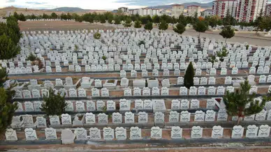 Bu Mezarlık Başkalarından Çok Farklı