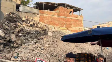 Bursa’da 5 Katlı Apartman Bu türlü Yıkıldı