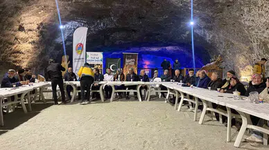 Dünya Koah Günü’nde Yerin 150 Metre Altında Şifa Aradılar