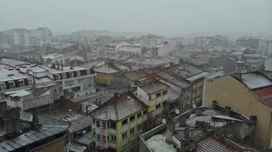 Eskişehir Merkezine Yılın Birinci Karı Düştü, Kent Beyaza Büründü