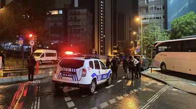 İsrail Konsolosluğu Önünde Hareketli Dakikalar: Pompalı Tüfekle Havaya Ateş Ederek Hareket Yaptı