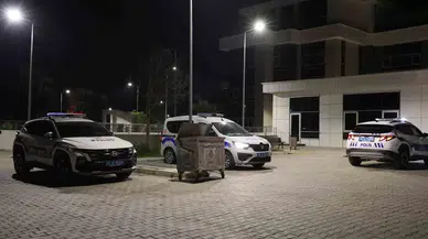 İzmir’de Kız Probleminden Öldürülen 3 Genç, Araç İçerisinde Başlarından Vurulmuş