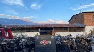 İzmir’de Oto Tamir Servisine Motor Şasesi Operasyonu