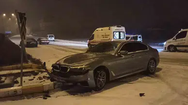 Kar Yağışı Kazaya Neden Oldu: 3 Yaralı