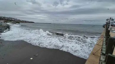 Marmara’da Poyraz Şiddetini Arttırdı