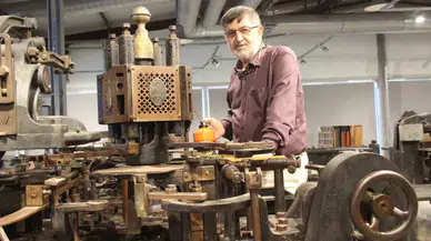 Müzenin En Yaşlı Üyesi: 140 Yıllık Zarf Makinesi Hala Çalışıyor