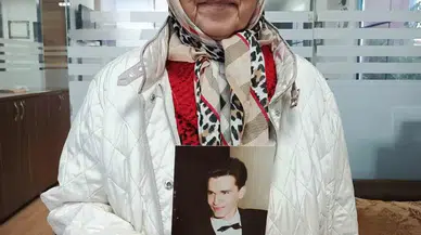 (Özel) Gözüyaşlı Anne Bisikletle Alaska Çeşidine Çıkan Oğlunu 3 Yıldır Arıyor