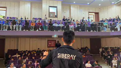 Polisten Kolej Öğrencilerine Siber Güvenlik Eğitimi