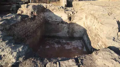 Tarihi Hafriyatlarda Suyun Depolandığı Havuz Bulundu