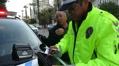 Yayalara Yol Vermediği İçin Ceza Yedi, "Yaya Yolunda Kimse Yoktu" Diye Savunma Yaptı