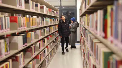Yeni Jenerasyon Kent Kütüphanesi, Okurların ve Ders Çalışanların Buluşma Noktası Olmaya Devam Ediyor