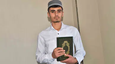 17 Yaşında 4 Ayda Hafız Oldu