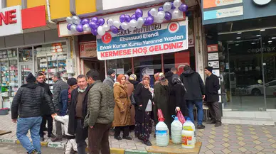 Filistin ve Kur'an Kursları İçin İki Kermes Açıldı