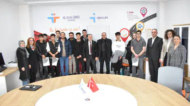 İŞKUR, Öğrencilere Mesleki Yönelim Testi Uyguluyor