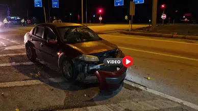 Kamyonetle Otomobil Çarpıştı: Altı Yaralı