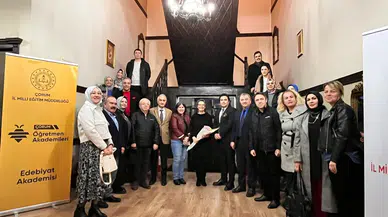 Öğretmen Akademileri’nde Divan Edebiyatı Eğitimi