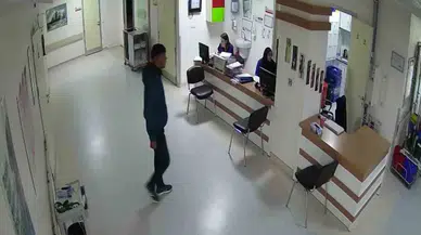 Adana’da Sıhhat Çalışanları ve Hastaların Kredi Kartlarını Çalan Hırsız Tutuklandı