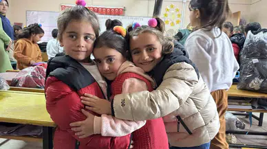 Ağrı’da Köy Okulu Öğrencilerine Sıcak Bir Dokunuş