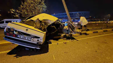 Alkollü ve Ehliyetsiz Şoförün Tofaş’la Yaptığı Sürat Aydınlatma Direğinde Bitti