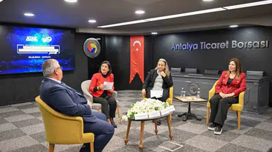 Antalya’da Ziraî Kooperatifçiliğin Geleceği Paneli Düzenlendi