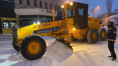 Ardahan’da Ağır Kar ve Tipiden Birtakım Kara Yolları Ulaşıma Kapatıldı