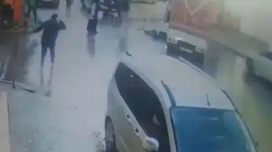 Avcılar’da Yolun Karşısına Geçmeye Çalışan Adama Kamyon Çarptı