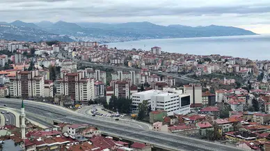 Ayhan Taflan: "Arap Turistler Trabzon’da Evvelki Yıllarda Aldığı Konutlarını Satmaya Başladı"