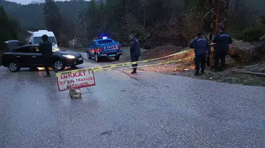 Bucak’ta Heyelan Riski: Pamucak-Sarıdere Yolu Trafiğe Kapatıldı