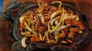 Chinese Rose Restaurant’ta Satılan Dana Kaburganın İçerisinde Domuz Eti Tespit Edildi