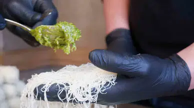 Dubai Çikolatası Kadayıf Dolması ile Buluştu