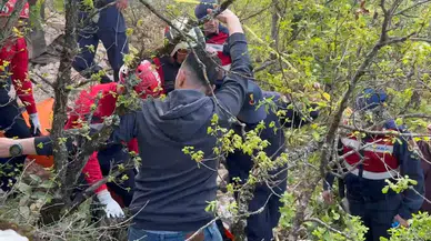 Papa’nın Geleceğini Duyan Defineciler İznik’e Dadandı