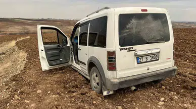 Polis Takımlarının Kovaladığı Şoför Aracını Bırakarak Kaçtı