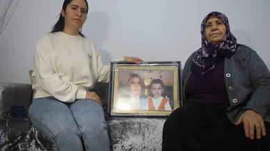 Reyhanlı Patlamasında Kardeşi ve Kızını Kaybeden Acılı Anne: "Esad Yansın ve Söndürecek Bir Bardak Su Bile Bulamasınlar"
